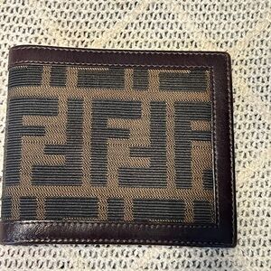 Fendi Black and Brown Men's Card Holder